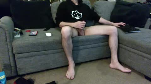 Snapshot of batestallion9x6 chatting on February 8, 11:33 am Batestallion9x6 online show from February 8, 11:33 am