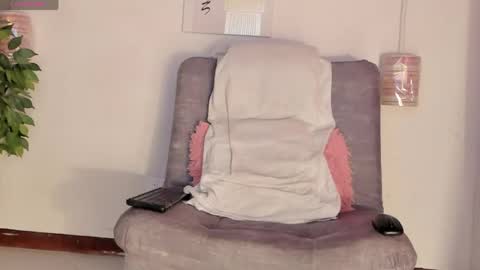Snapshot of battista_turner chatting on May 12, 6:27 pm battista online show from May 12, 6:27 pm