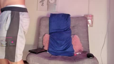 Snapshot of battista_turner chatting on May 17, 2:35 pm battista online show from May 17, 2:35 pm