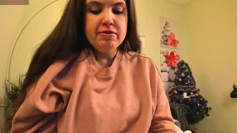 battymoll online show from December 10, 3:44 pm