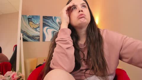 battymoll online show from January 11, 12:01 am