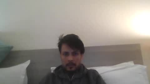 Snapshot of baybeeboi4u2 chatting on January 17, 6:44 pm Neel online show from January 17, 6:44 pm