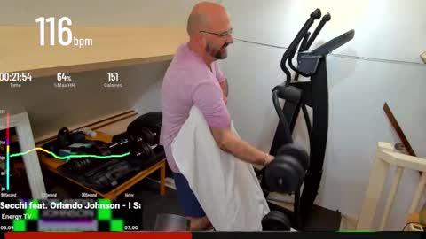 Snapshot of bazzz_8 chatting on October 25, 5:40 pm bazzz_8 online show from October 25, 5:40 pm