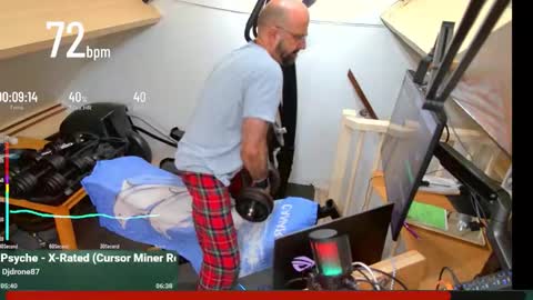 Snapshot of bazzz_8 chatting on November 1, 5:59 pm bazzz_8 online show from November 1, 5:59 pm