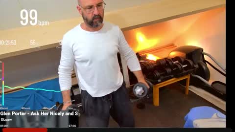 Snapshot of bazzz_8 chatting on November 6, 6:09 pm bazzz_8 online show from November 6, 6:09 pm