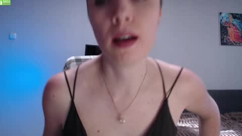 Snapshot of bb__bonami_ chatting on May 25, 2:23 pm bb__bonami_ online show from May 25, 2:23 pm