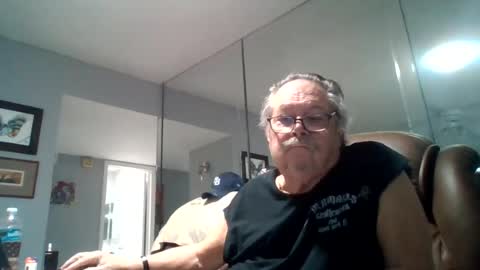 Snapshot of bbb1952 chatting on July 13, 3:59 pm Single Grandpa in Florida. Love to C2C and have Fun Privately online show from July 13, 3:59 pm