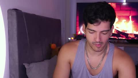 Valentino online show from February 15, 9:00 pm