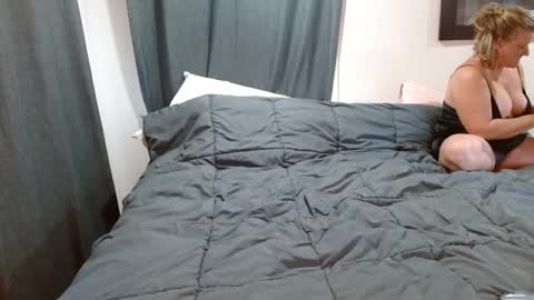 bbc69donna online show from September 16, 9:05 pm