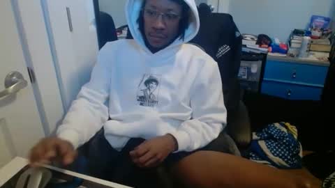 Racks online show from January 12, 4:56 pm