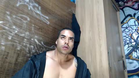 Justin online show from November 28, 11:18 pm