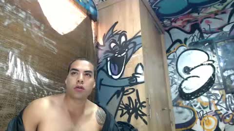 Snapshot of bbc_monster1 chatting on June 24, 10:42 pm Justin online show from June 24, 10:42 pm