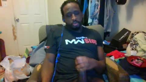 Snapshot of bbc_rocker chatting on December 15, 8:47 pm rocker n queen online show from December 15, 8:47 pm