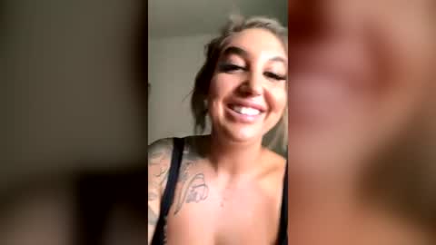 Snapshot of bbgirljayy chatting on July 14, 6:02 pm bbgirljayy online show from July 14, 6:02 pm