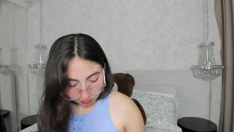 Snapshot of bblilith chatting on May 8, 10:59 pm bblilith online show from May 8, 10:59 pm