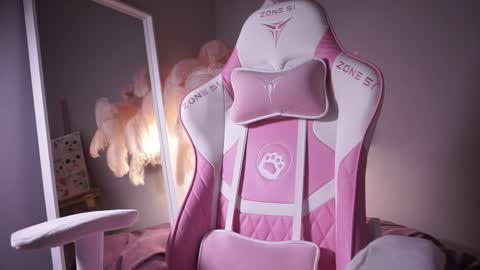 Snapshot of bbpls_ chatting on November 3, 6:03 am bbpls_ online show from November 3, 6:03 am