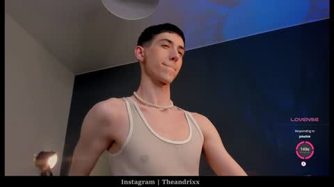 Snapshot of bbrandon_ chatting on December 4, 12:30 am Brandon online show from December 4, 12:30 am