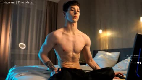 Snapshot of bbrandon_ chatting on November 3, 8:43 pm Brandon online show from November 3, 8:43 pm