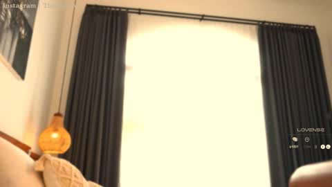 Snapshot of bbrandon_ chatting on March 1, 6:59 am Brandon online show from March 1, 6:59 am