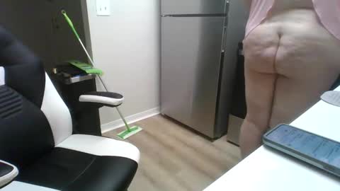 BBWLiger95 online show from March 9, 9:03 pm