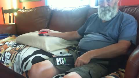 Snapshot of bbwlvr16 chatting on September 13, 7:46 pm bbwlvr16 online show from September 13, 7:46 pm