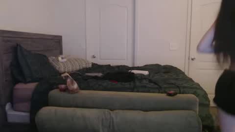 bby_julesss online show from February 24, 11:25 pm