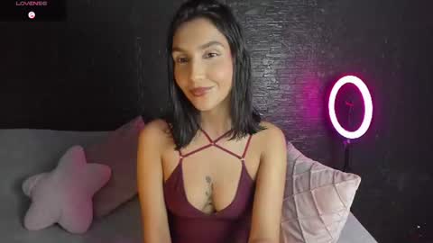 Snapshot of bby_salome_ chatting on June 17, 5:32 am salom online show from June 17, 5:32 am
