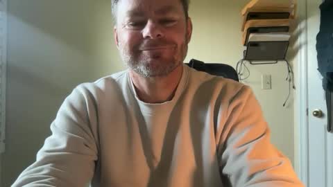 Snapshot of bcjonny chatting on October 26, 7:31 pm BCJonny online show from October 26, 7:31 pm