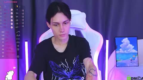 Aiden online show from October 28, 12:58 am