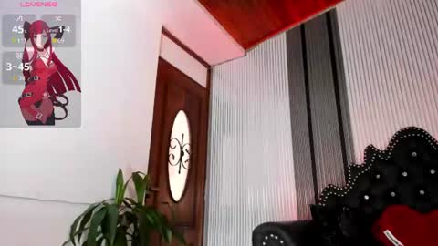 Snapshot of bdsm_ebony chatting on July 6, 3:47 pm Tanisha online show from July 6, 3:47 pm