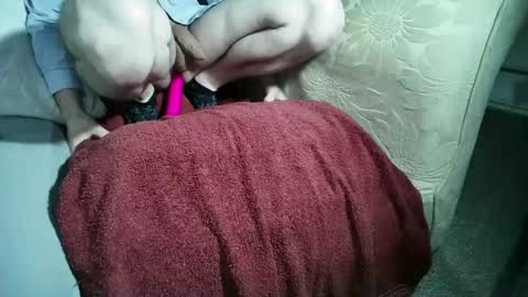 Snapshot of be4your_desire chatting on January 21, 2:33 am mikiforfun online show from January 21, 2:33 am