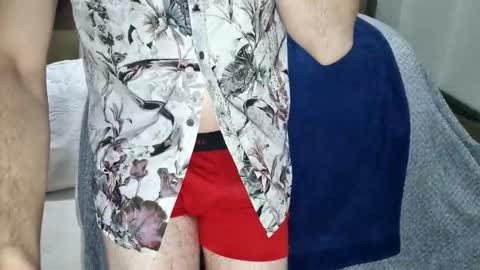 Snapshot of be4your_desire chatting on October 13, 6:41 pm mikiforfun online show from October 13, 6:41 pm