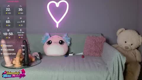 Snapshot of bea_doll chatting on June 5, 2:51 am Bea online show from June 5, 2:51 am