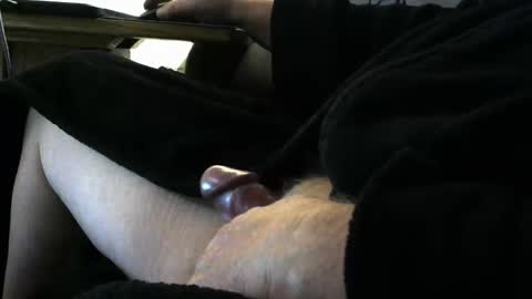 bear4146 online show from March 19, 9:57 am