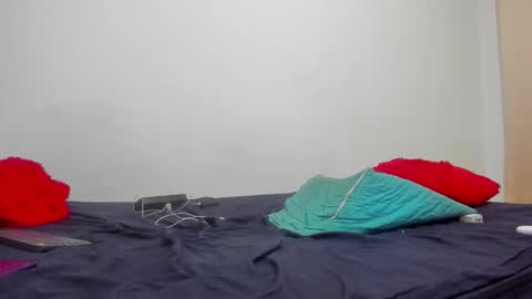 bigbearr online show from February 4, 3:01 am