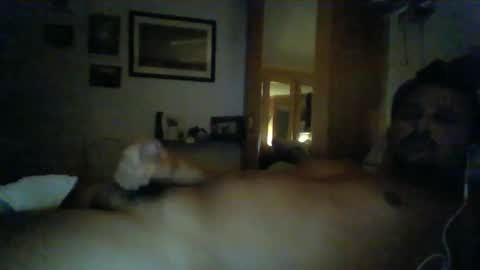 Snapshot of bearboudior chatting on January 14, 12:22 am bearboudior online show from January 14, 12:22 am