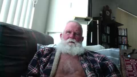 Snapshot of beardbushy chatting on May 20, 2:56 pm beardbushy online show from May 20, 2:56 pm