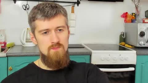Snapshot of bearded_legend chatting on May 4, 2:02 pm Zeus online show from May 4, 2:02 pm