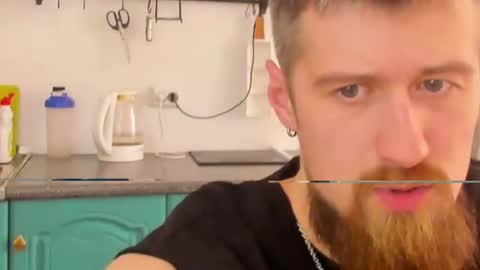 Snapshot of bearded_legend chatting on June 12, 10:14 am Zeus online show from June 12, 10:14 am