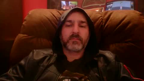 beardedambition online show from April 18, 2:43 pm