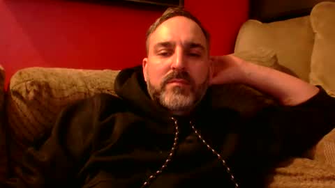 Snapshot of beardedambition chatting on May 16, 5:23 pm beardedambition online show from May 16, 5:23 pm