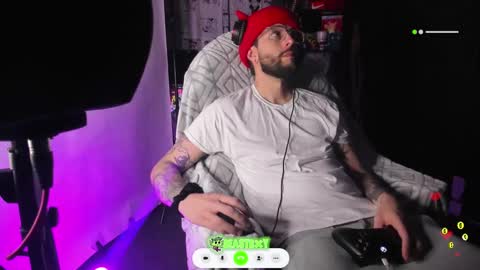 Snapshot of beastbxy chatting on January 23, 7:32 am beast bxy online show from January 23, 7:32 am