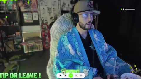 Snapshot of beastbxy chatting on January 28, 7:11 am beast bxy online show from January 28, 7:11 am