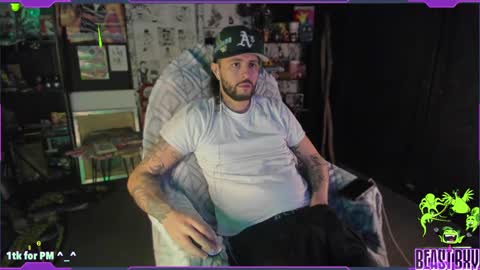 Snapshot of beastbxy chatting on January 31, 5:51 am beast bxy online show from January 31, 5:51 am