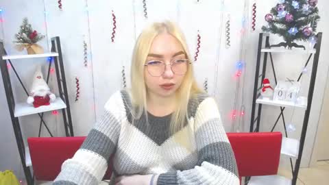 BeatriceFlyy online show from January 4, 9:10 am