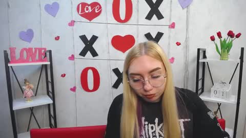 BeatriceFlyy online show from February 1, 1:41 pm