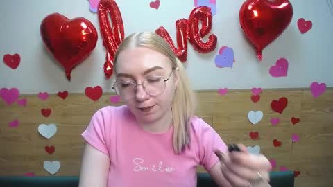 BeatriceFlyy online show from February 18, 11:33 am