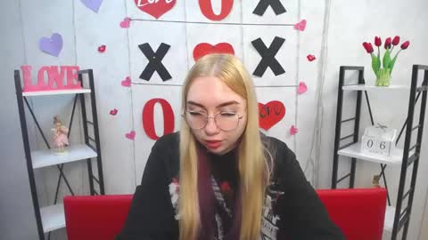 BeatriceFlyy online show from March 6, 8:08 am