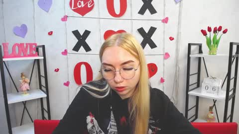 BeatriceFlyy online show from March 6, 11:14 am