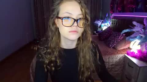 BeatriceWild online show from December 23, 11:08 am